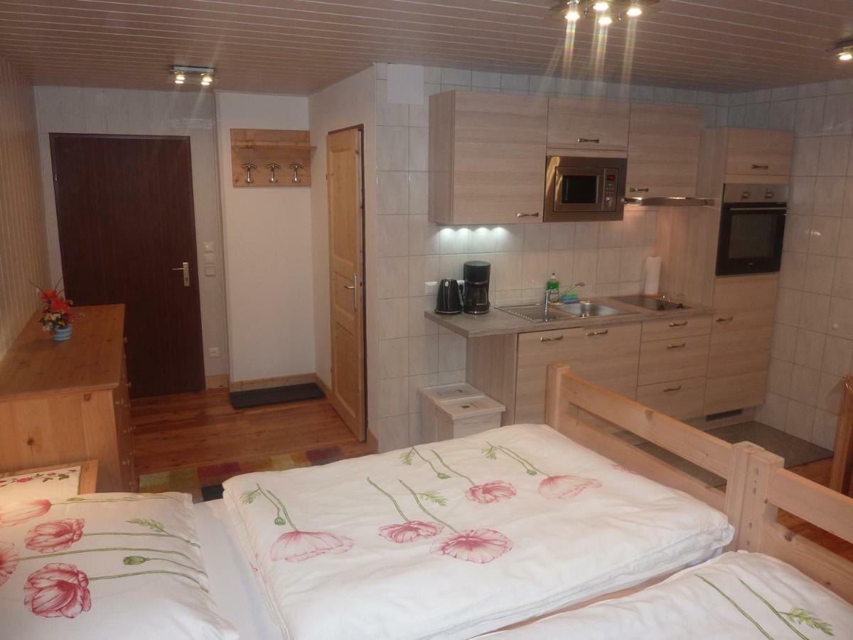 Ferienwohnung Liskowetz Lambichl Habitación foto